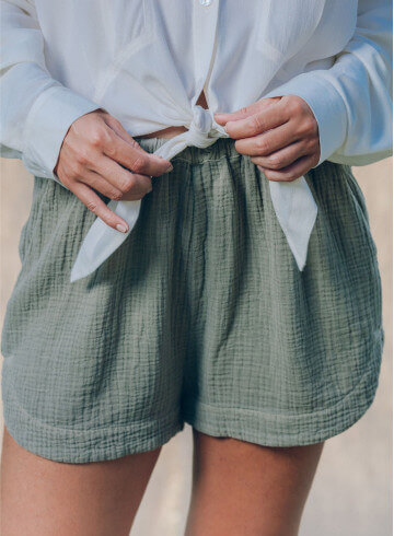 SHORT ULUWU KAKI-PALEM